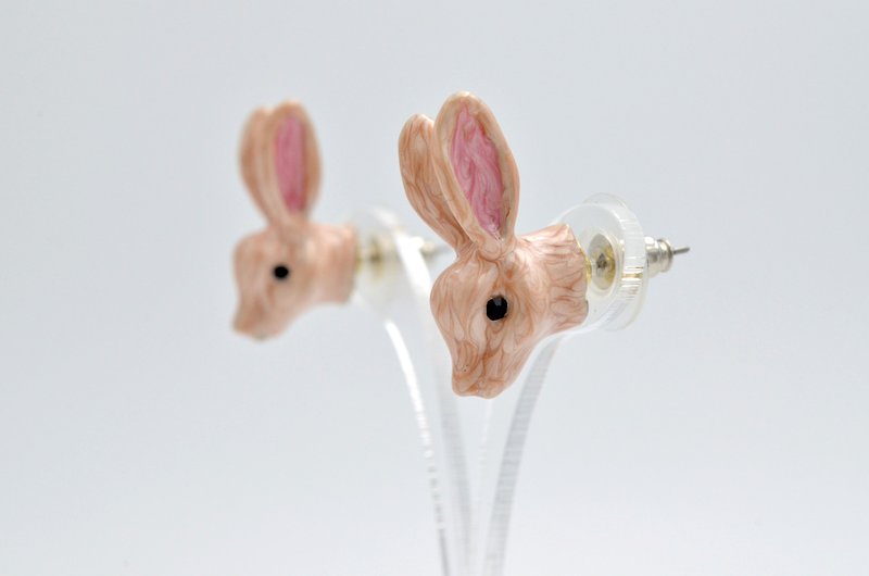 TIMBEE LO 兔子头耳钉 粉红 米白 树脂珐琅手绘涂层 限量商品 - 耳环/耳夹 - 其他金属 粉红色