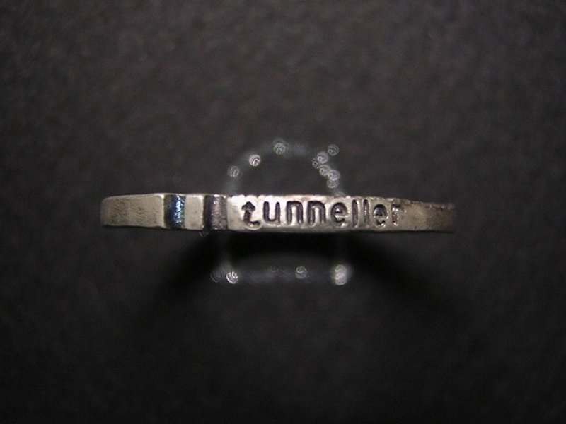 tunneller ( mille-feuille ) ( engraved stamped message sterling silver jewelry rabbit ring 兔 兔子 兔虫 隧道 刻印 雕刻 銀 戒指 指环 ) - 戒指 - 其他金属 