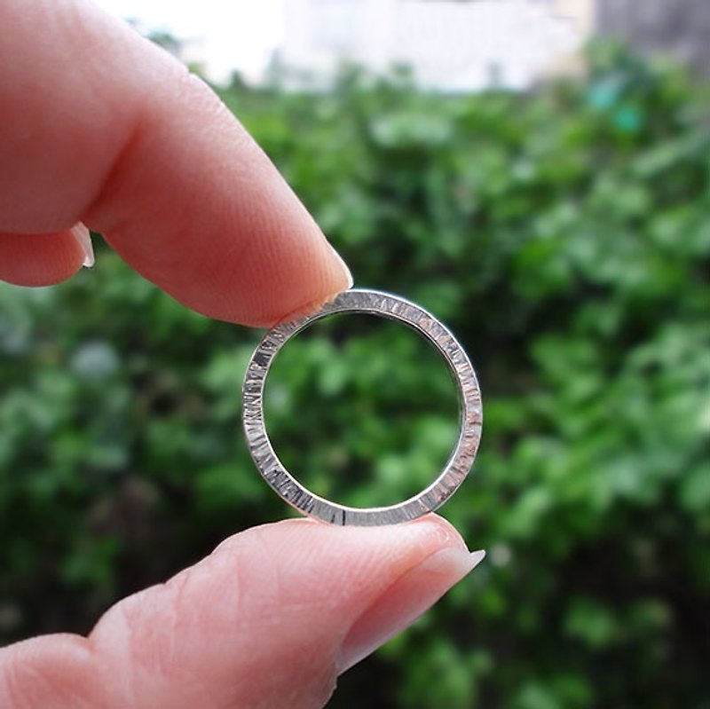 日冕 手工锻敲银戒指 - 戒指 - 其他金属 灰色