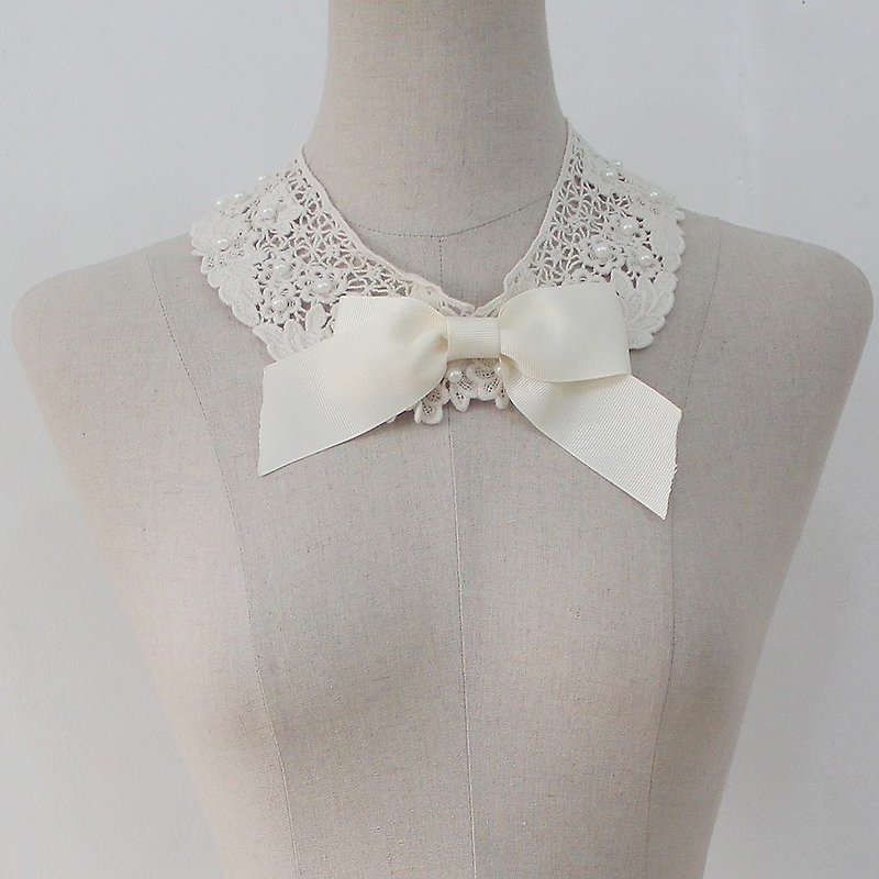 Ivory Ribbon detachable collar Lace pearl fake collar - 项链 - 绣线 白色