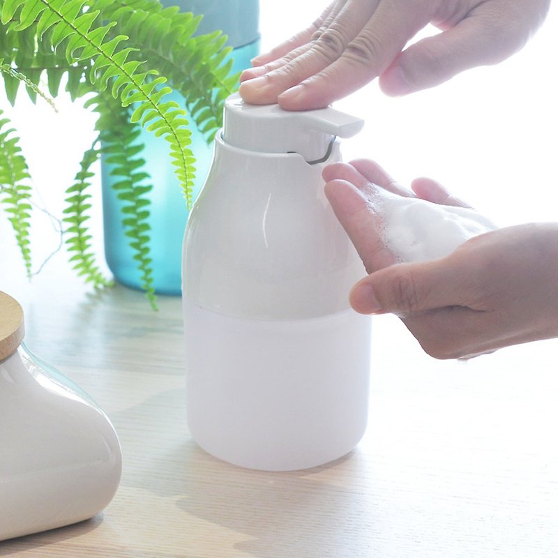 日本OKA PLYS base摩登风幕斯泡沫用按压瓶-250ml-4色可选 - 卫浴用品 - 塑料 白色