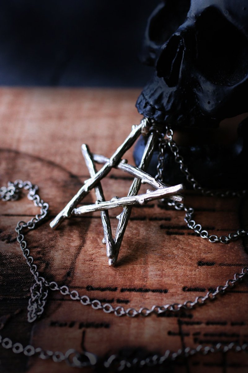 The Pentagram Star Necklace - 项链 - 其他金属 