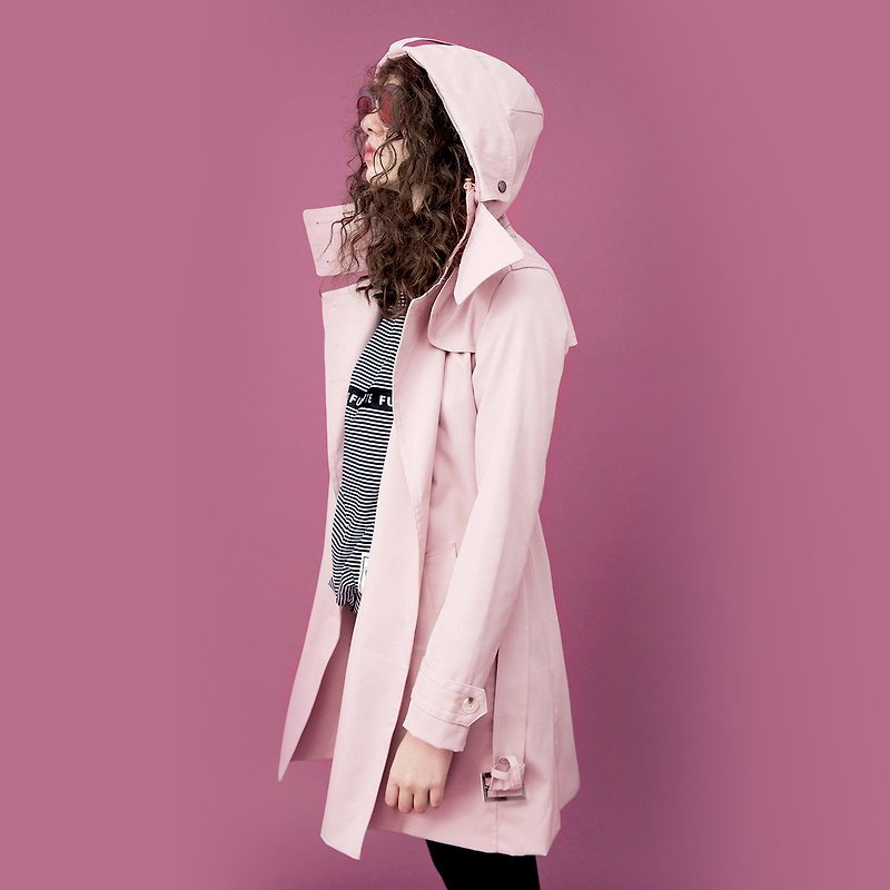女款 防拨水长版风衣外套/ 灰粉色 - 女装西装外套/风衣 - 聚酯纤维 粉红色