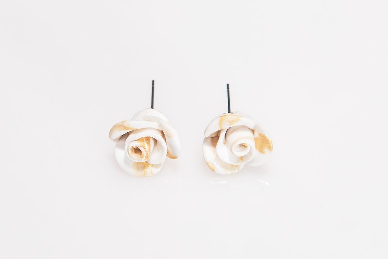 优雅气质心 白金玫瑰花渲染耳环 全手工耳环 - 耳环/耳夹 - 粘土 白色