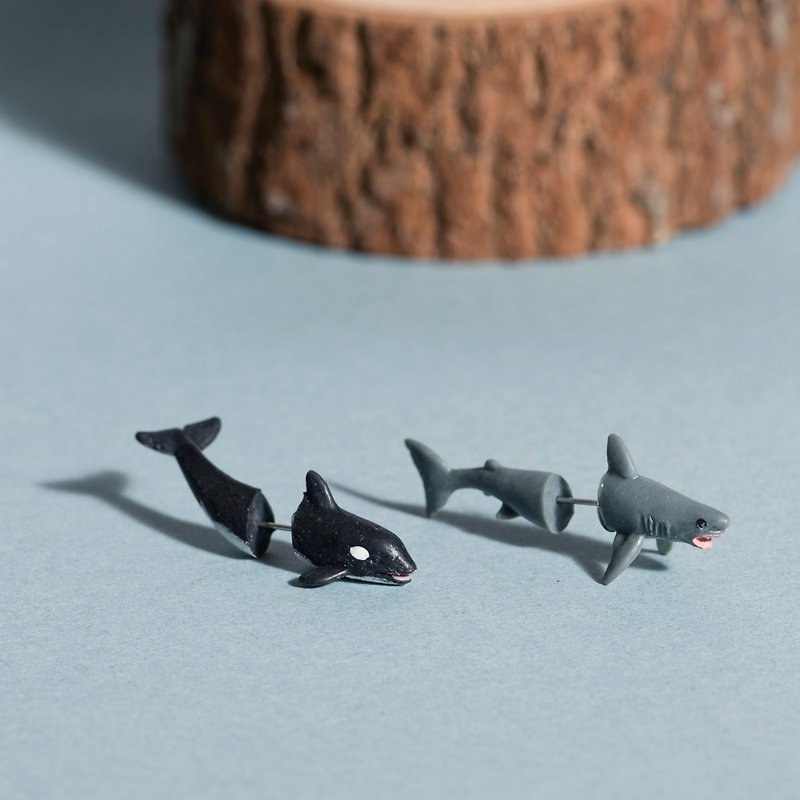 \耳边动物园/ 单边造型耳针_鲸鱼 鲨鱼 - 耳环/耳夹 - 塑料 多色