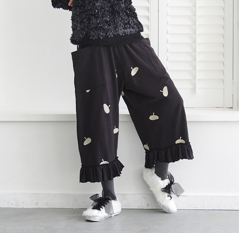 绣花蘑菇黑色花边裤 - imakokoni - 女装长裤 - 棉．麻 黑色