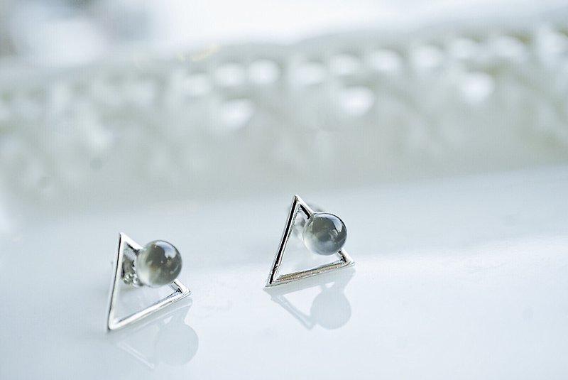 灰色月亮石三角形925纯银耳环 - 耳环/耳夹 - 宝石 灰色