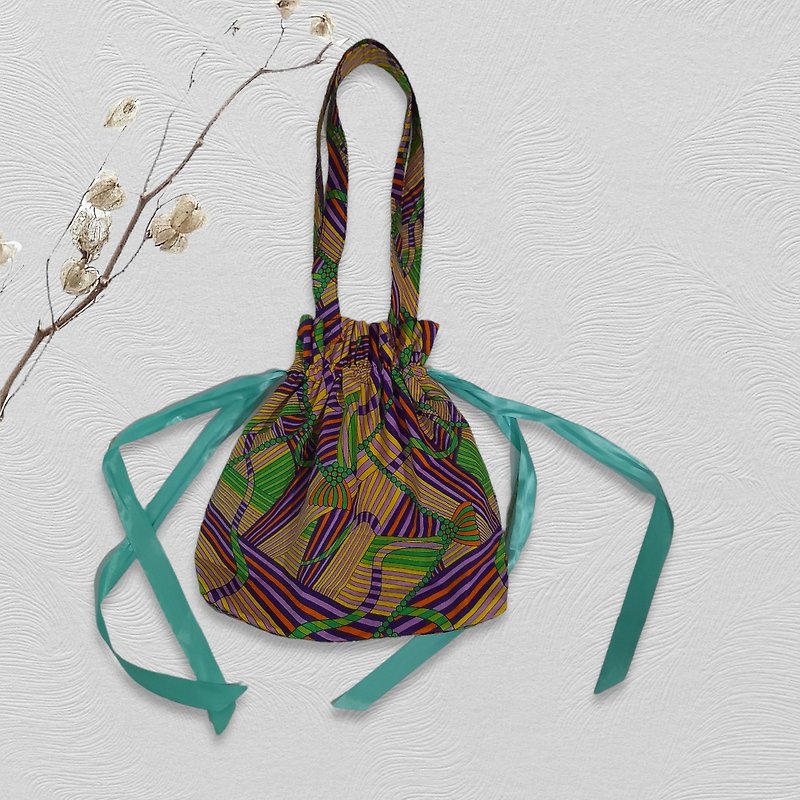 African print drawstring bag, shoulder bag, Ribbon drawstring bag Tote bag Gifts - 束口袋双肩包 - 棉．麻 绿色