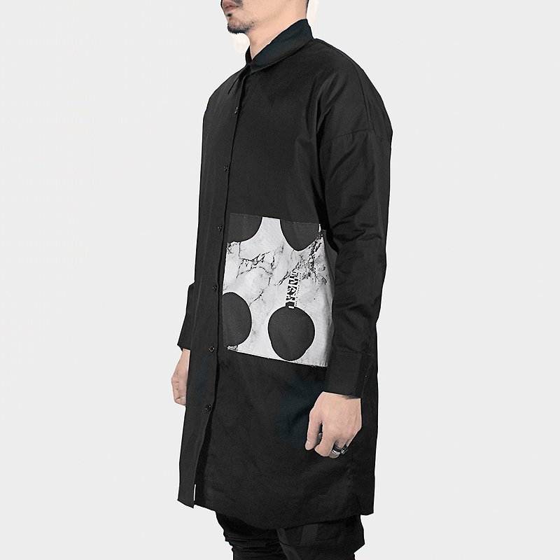 【ionism】宽版贴布衬衫黑 - 男装衬衫 - 棉．麻 黑色