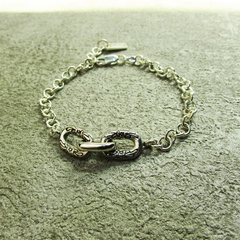 trinity bracelet_三环手链 | 925纯银 限量 设计师手作 - 手链/手环 - 其他金属 灰色