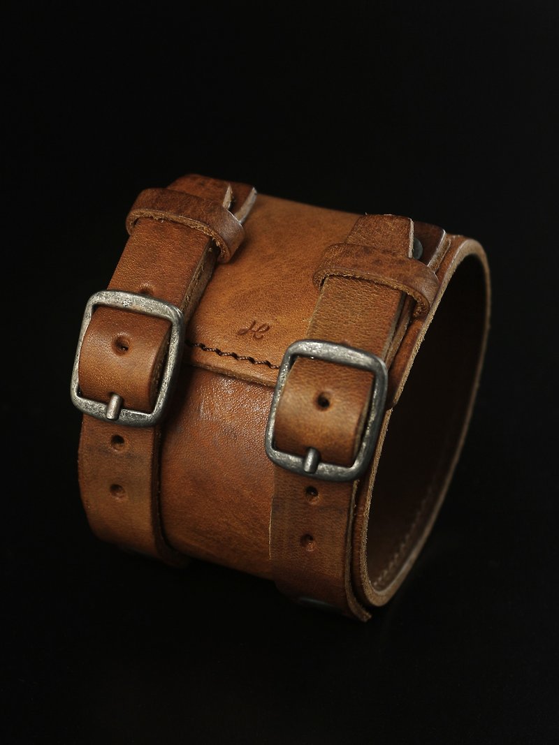 Leather Cuff 皮革手环 - 黄褐 - 手链/手环 - 真皮 咖啡色