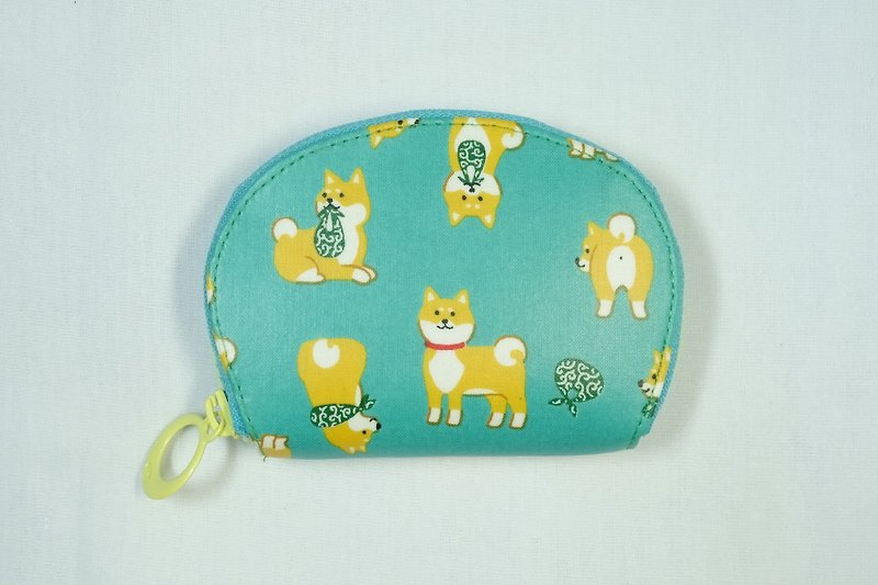 玩布手作。日本柴犬(湖水绿) 防水布-零钱包 短夹 - 零钱包 - 防水材质 绿色