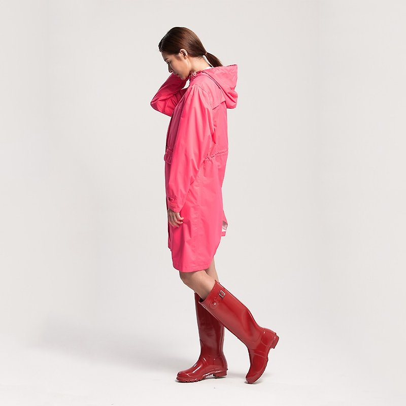 (完售)Rainster 女款抽绳风衣外套-珊瑚红 + Expansion可收纳延伸 - 女装西装外套/风衣 - 防水材质 红色