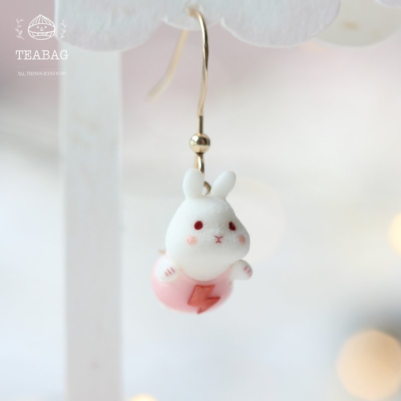 飞天小兔兔 耳环 耳夹 可爱礼物 - 耳环/耳夹 - 其他材质 粉红色