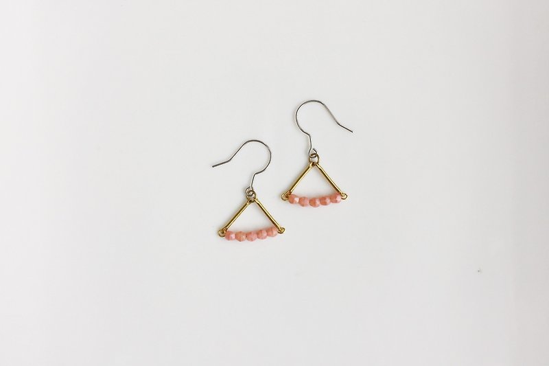 梅子喉糖 天然石黄铜造型耳环  - 耳环/耳夹 - 宝石 粉红色