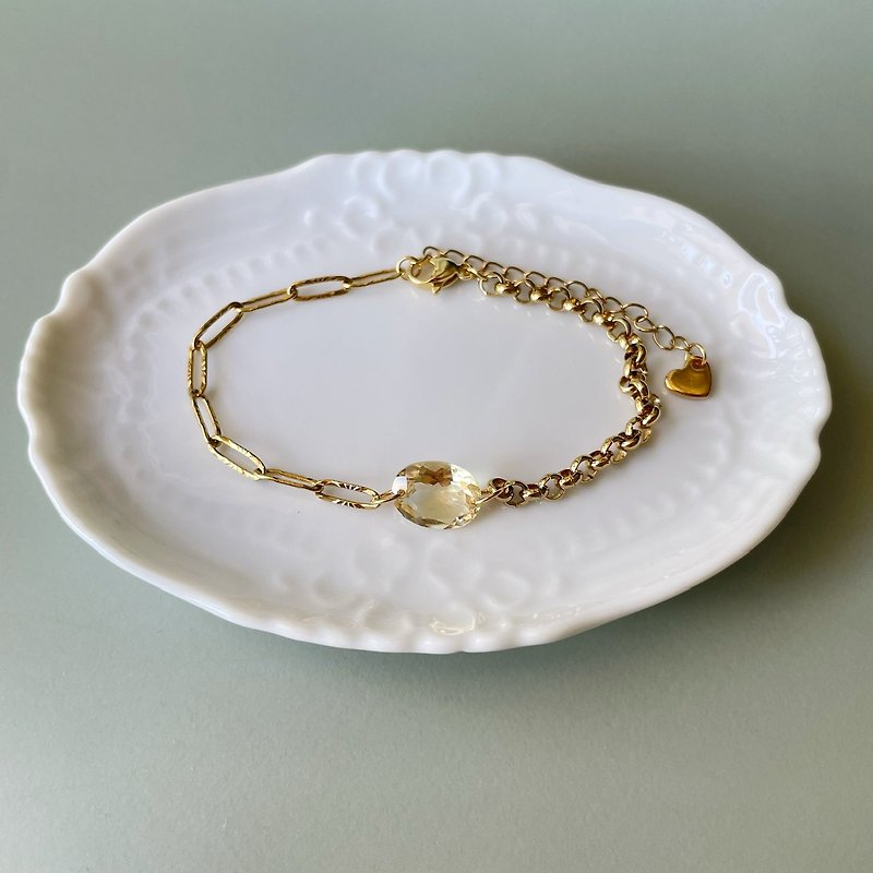 Citrine chain bracelet - 手链/手环 - 半宝石 黄色