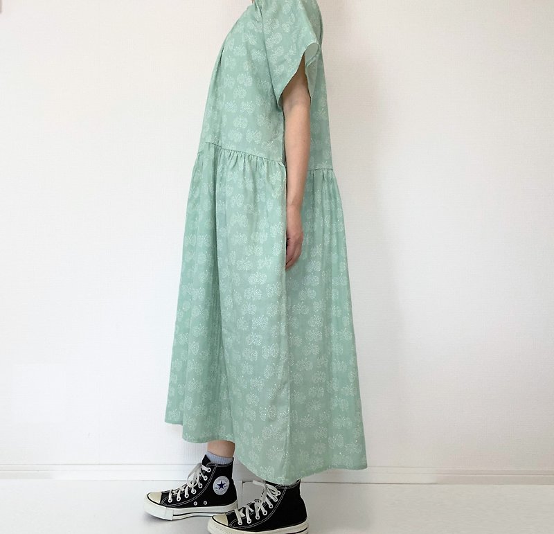 ふんわりダブルガーゼ　ちょうちょリボンのゆったり半袖ラグランワンピース　コットン　ペールグリーン - 洋装/连衣裙 - 棉．麻 绿色
