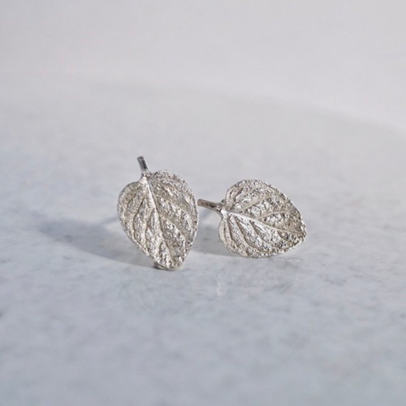 Marjoram stud earrings [EP062SV] - 耳环/耳夹 - 其他金属 