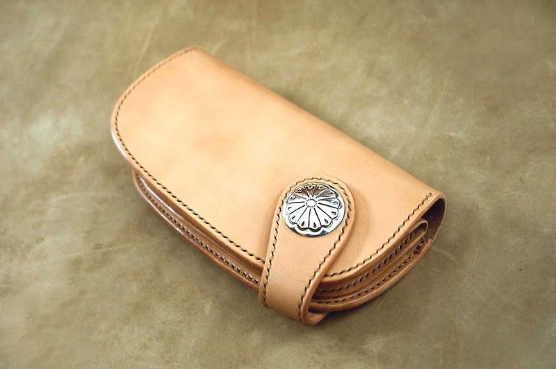 本革サドルレザーの長財布（コンチョタイプ） - 皮夹/钱包 - 真皮 白色