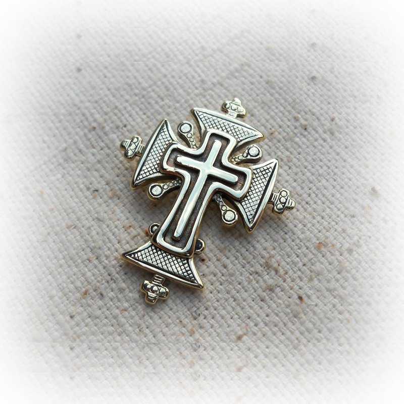 Brass cross necklace pendant,handmade Brass Cross charm,christianity necklace - 吊饰 - 铜/黄铜 金色