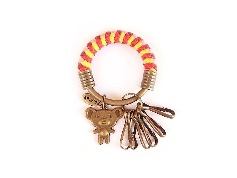 钥匙圈(小)5.3CM 红+酒红+粉红+亮黄+小熊 手工 编织 铁环 定制化 - 钥匙链/钥匙包 - 其他金属 多色