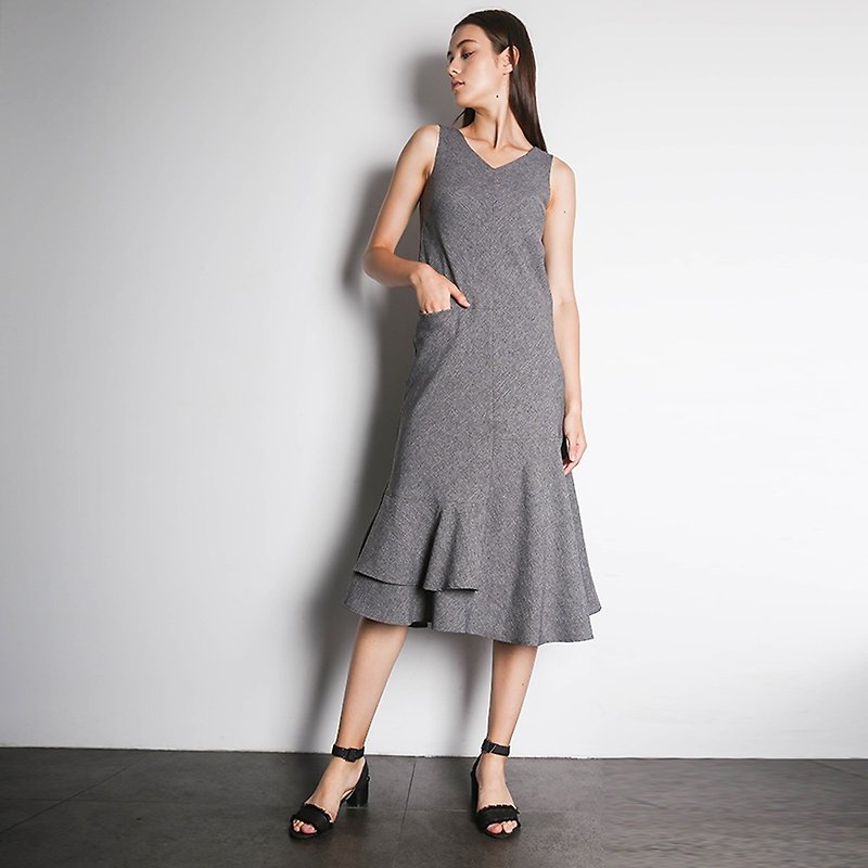 无袖斜裁连身裙灰色 - 洋装/连衣裙 - 聚酯纤维 灰色