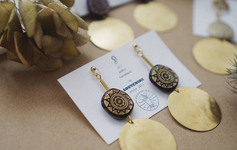 |Souvenirs|原创日本进口不规则图腾珠黄铜耳夹耳环独特气质礼物 - 耳环/耳夹 - 其他材质 
