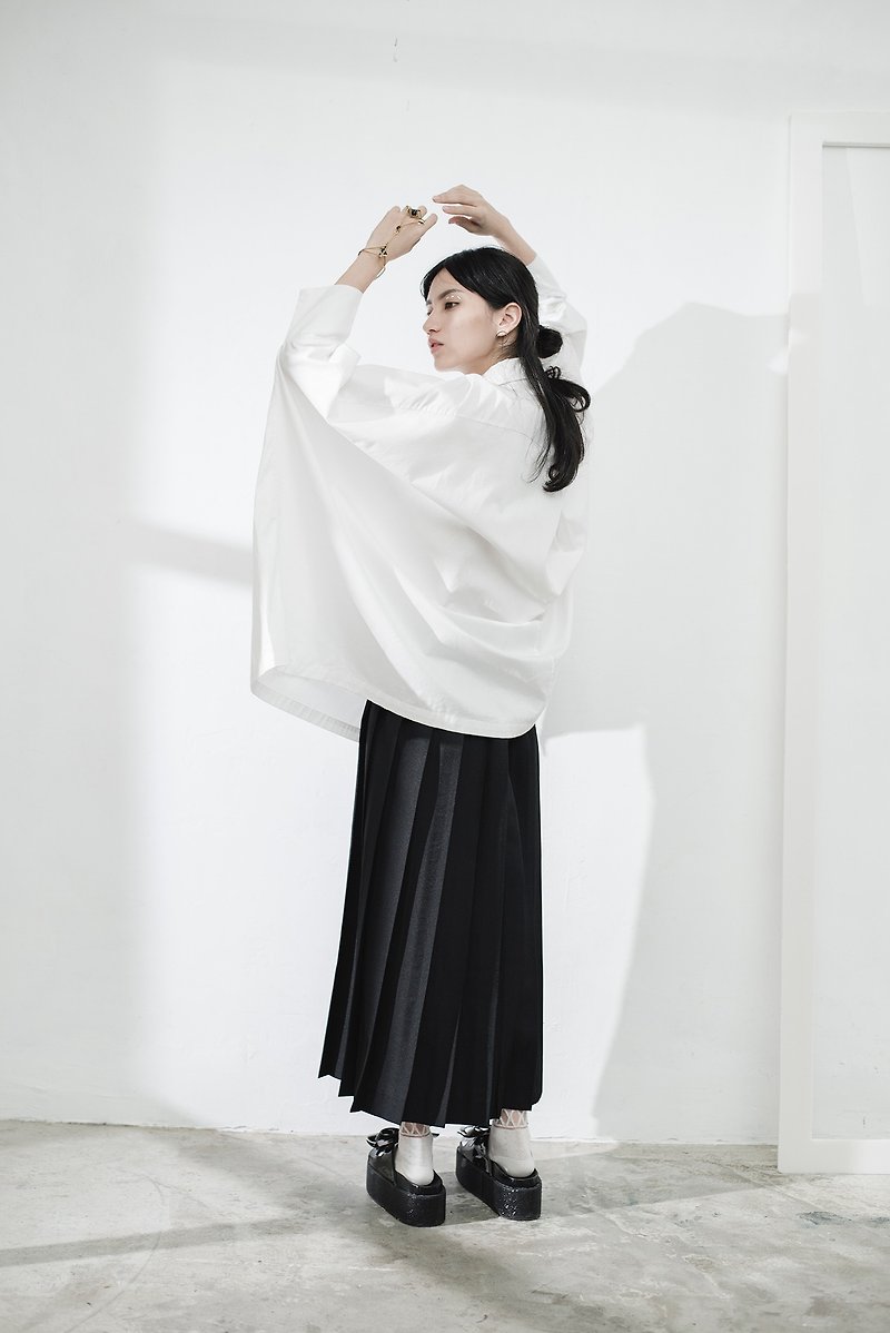JUBY CHIU / 日式百折黑色长裙 - 裙子 - 其他材质 黑色
