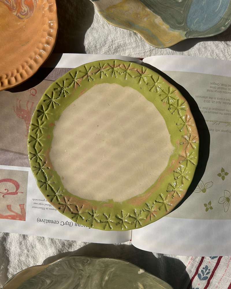 Hand Built Plate | Marbling | Stamp | Ceramic Handmade - 花瓶/陶器 - 陶 绿色