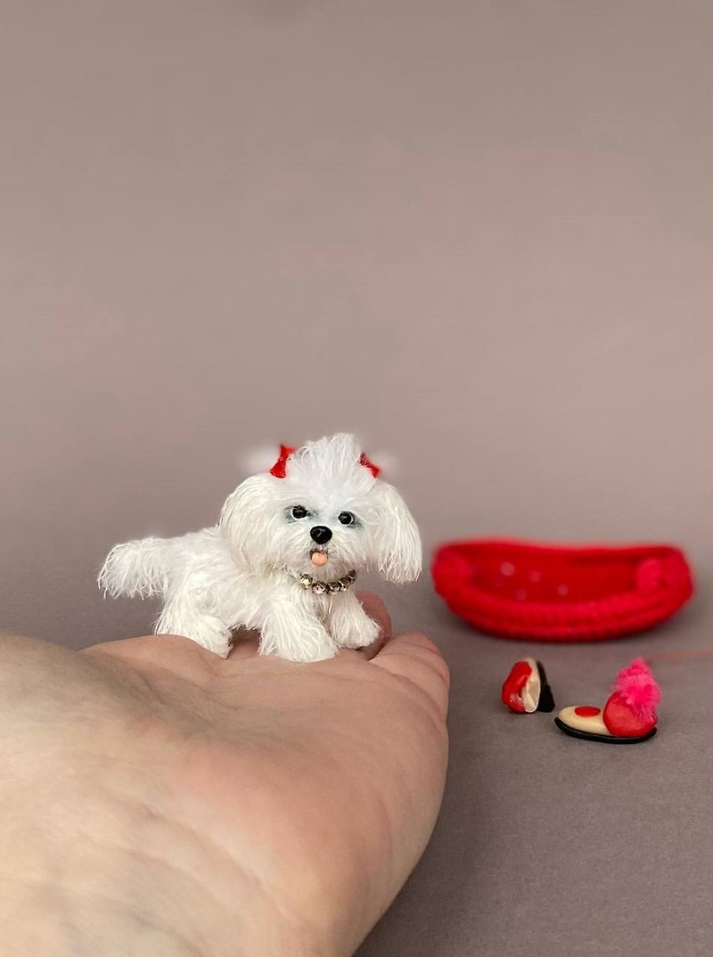 Miniature puppy maltese- cute pet for doll and dollhouse. Realistic dog maltipoo - 玩偶/公仔 - 绣线 白色