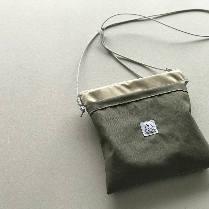 khaki × beige / two-tone color sacoche / shoulder bag / lightweight - 侧背包/斜挎包 - 尼龙 卡其色