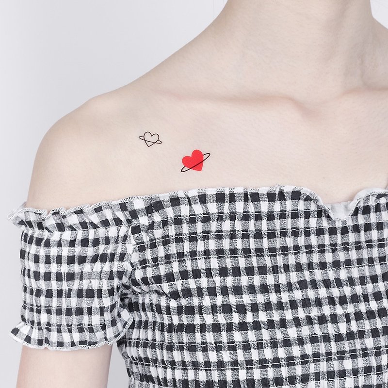 刺青纹身贴纸 / 爱心星球 Surprise Tattoos - 纹身贴 - 纸 红色