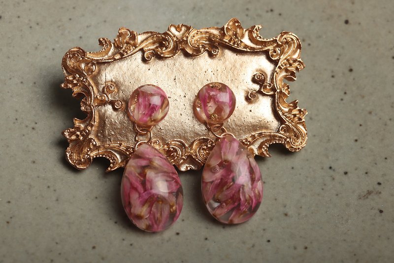 Handmade Dry Pressed Flower Resin Earrings, Real Flower Jewelry - 耳环/耳夹 - 植物．花 粉红色