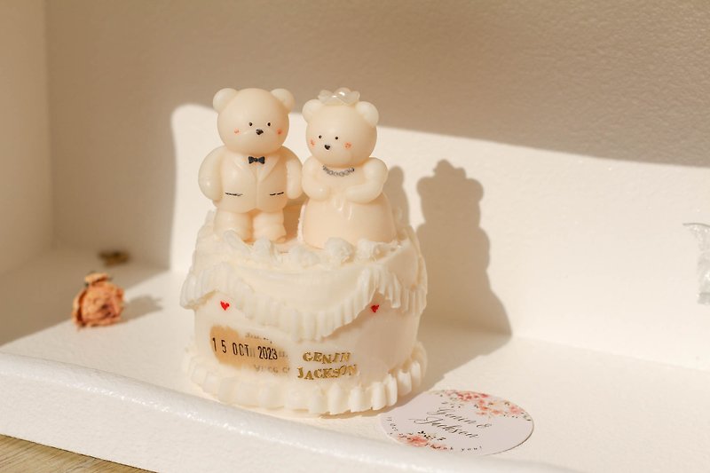 【定制化礼物】浪漫结婚蛋糕蜡烛 结婚礼物 新婚礼物 自订名字 - 蜡烛/烛台 - 蜡 