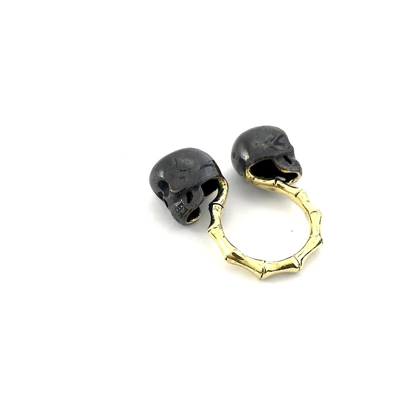 Zodiac Twins skull ring is for Gemini in Brass and oxidized antique color ,Rocker jewelry ,Skull jewelry,Biker jewelry - 戒指 - 其他金属 金色