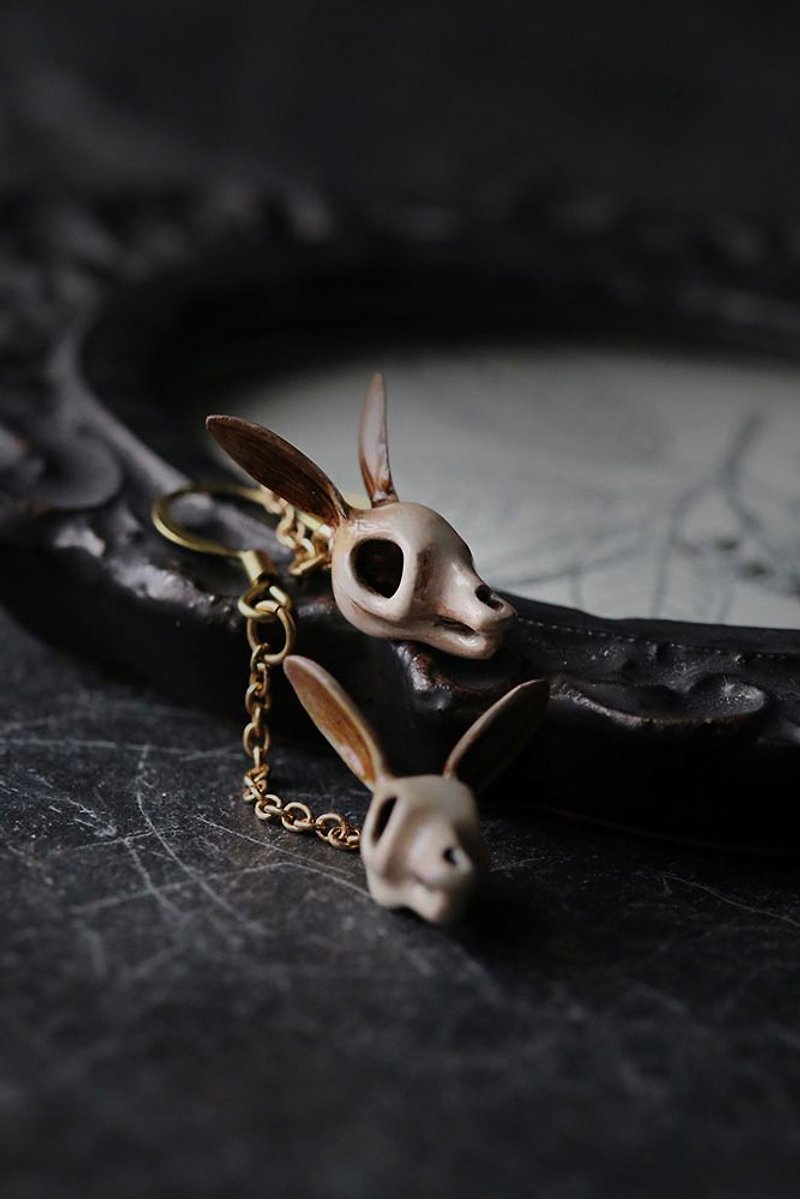 Rabbit Skull Earrings. Craft and Hand Painting Version. - 耳环/耳夹 - 其他金属 