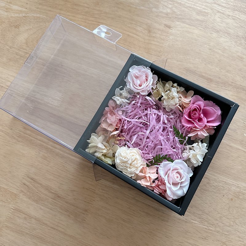 粉色永生扩香花包装礼盒 - 干燥花/捧花 - 其他材质 粉红色