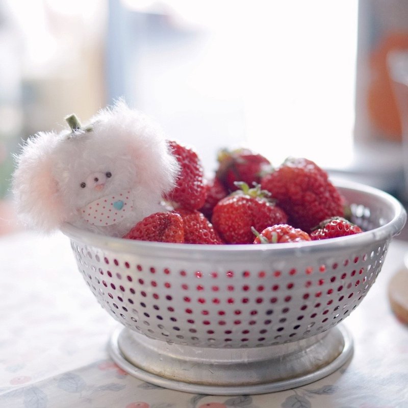 独角森林| 毛茸茸的草莓小狗 手作毛绒玩偶 - 玩偶/公仔 - 其他人造纤维 粉红色