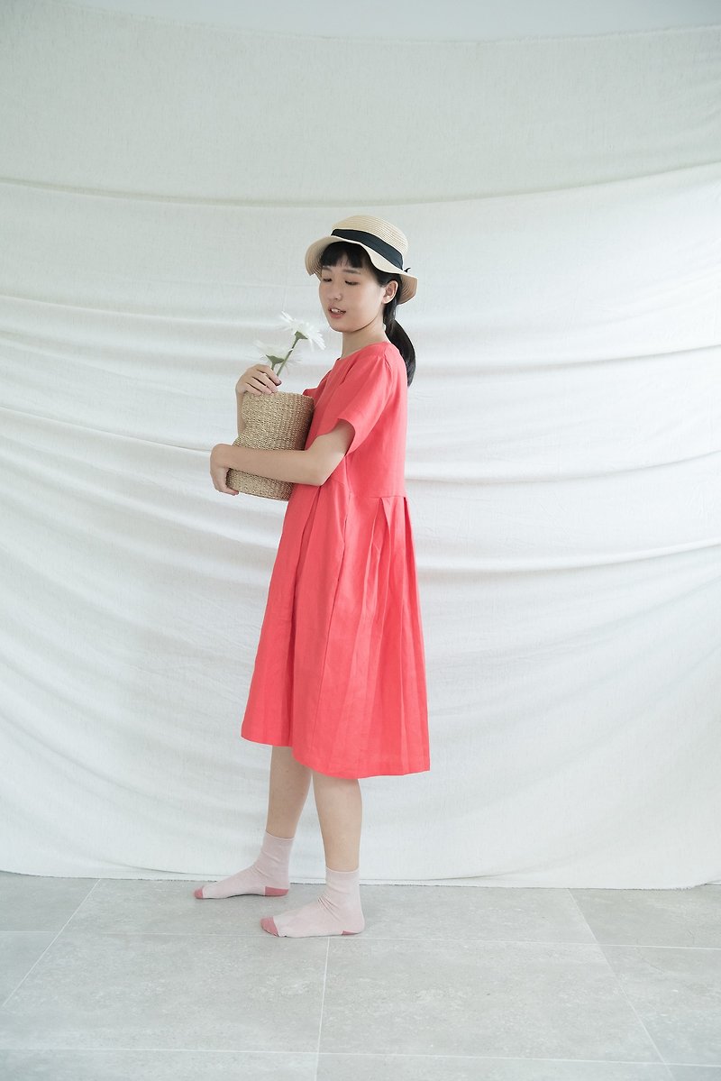 Raspberry Pleated Linen Dress - 洋装/连衣裙 - 亚麻 红色