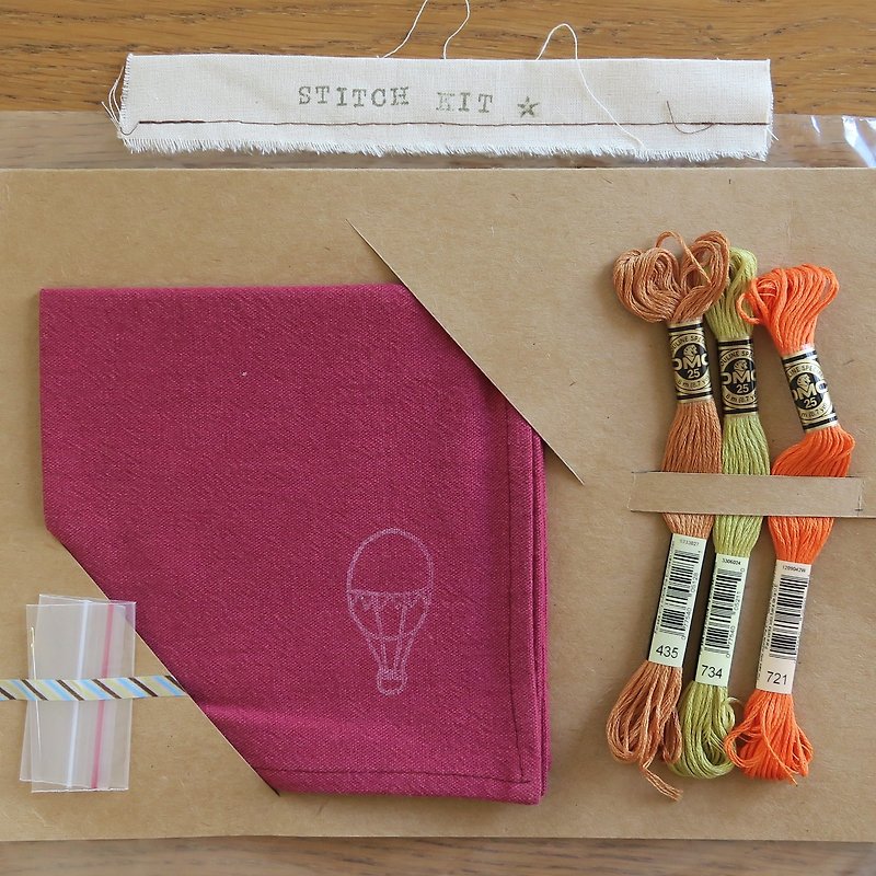 刺绣手作材料包 | 梅红方巾 | 梦想热气球 - 编织/刺绣/羊毛毡/裁缝 - 棉．麻 红色