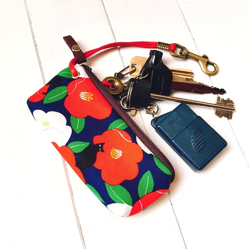 拉链钥匙包 (朵朵猫 - 琉璃绀色) 日本布 接单生产* - 钥匙链/钥匙包 - 棉．麻 蓝色