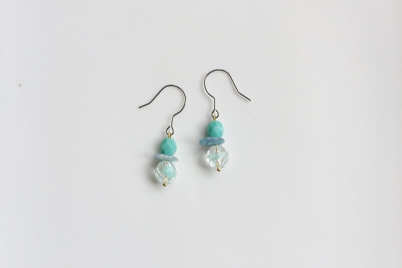 天河蓝 天然石玻璃耳环 - 耳环/耳夹 - 宝石 蓝色