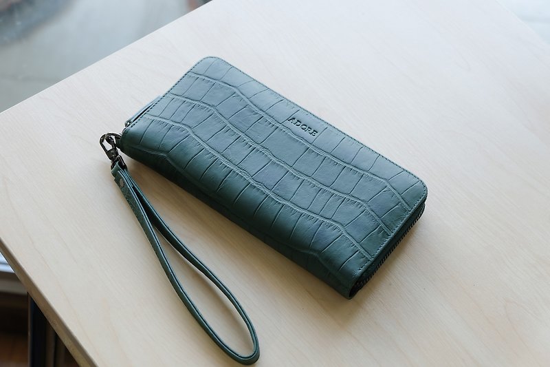 MeLLow - Round Zip Wallet - Forest Green (Cow leather with Croco Embossed) - 皮夹/钱包 - 真皮 绿色