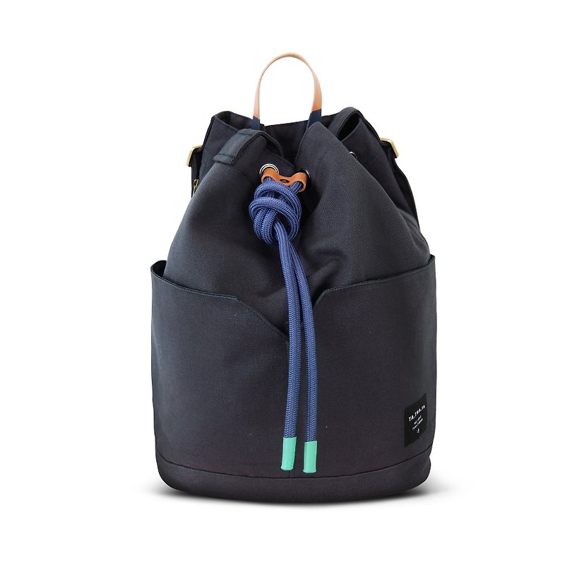 Charcoal Dumpling backpack - 后背包/双肩包 - 棉．麻 蓝色