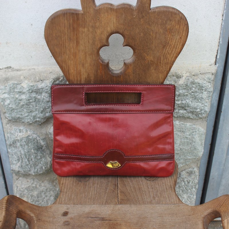 Vintage意大利制红色手拿包(生日礼物/圣诞礼物/交换礼物) - 手拿包 - 真皮 红色