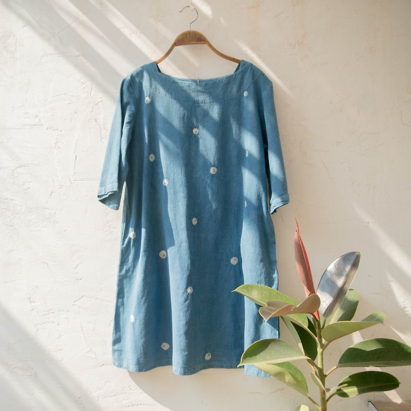 polka dot tunic | handwoven indigo dyed cotton | - 女装上衣 - 棉．麻 蓝色