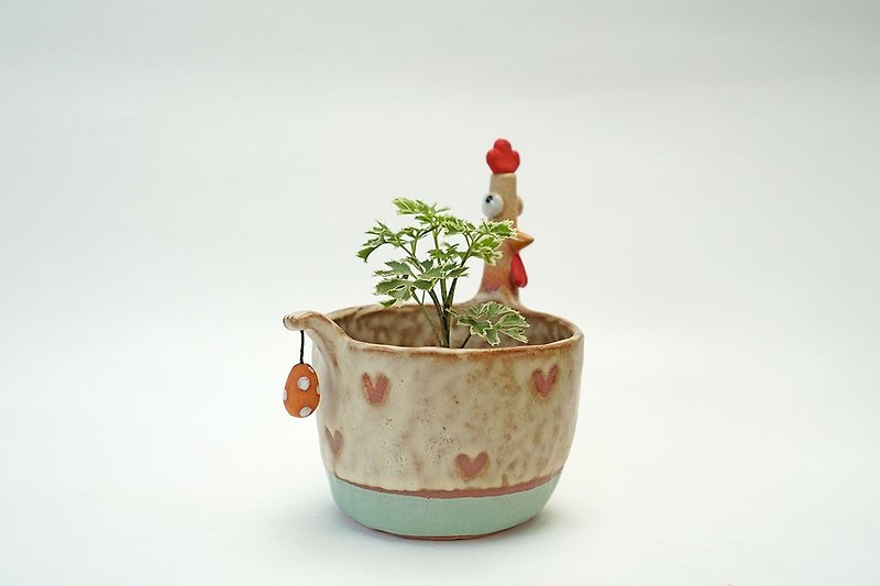 Chicken ceramic plant pot , cactus ,bonsai , handmade ceramic - 植栽/盆栽 - 陶 卡其色