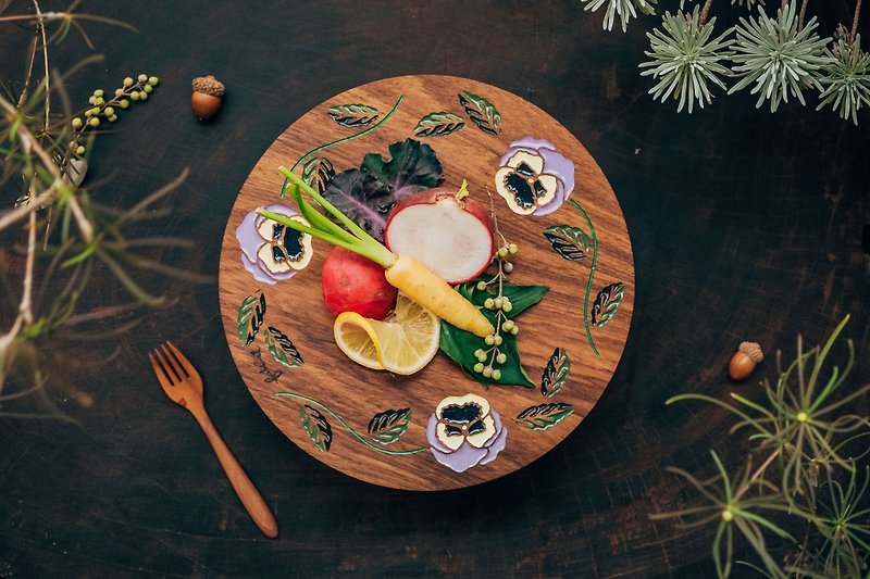 Pansy Crown Teak Plate (Purple and Cream) - 盘子/餐盘/盘架 - 木头 咖啡色