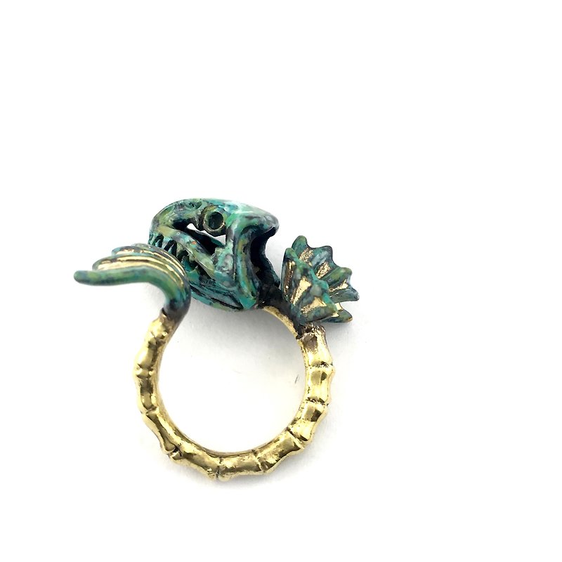 Zodiac Fish bone ring is for Pisces in Brass and Patina green color ,Rocker jewelry ,Skull jewelry,Biker jewelry - 戒指 - 其他金属 