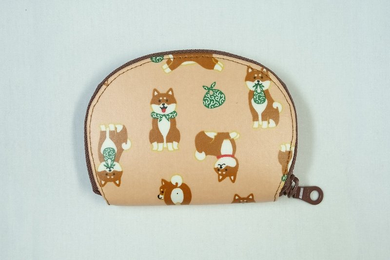 玩布手作。日本柴犬(粉橘) 防水布-零钱包 短夹 - 零钱包 - 防水材质 橘色